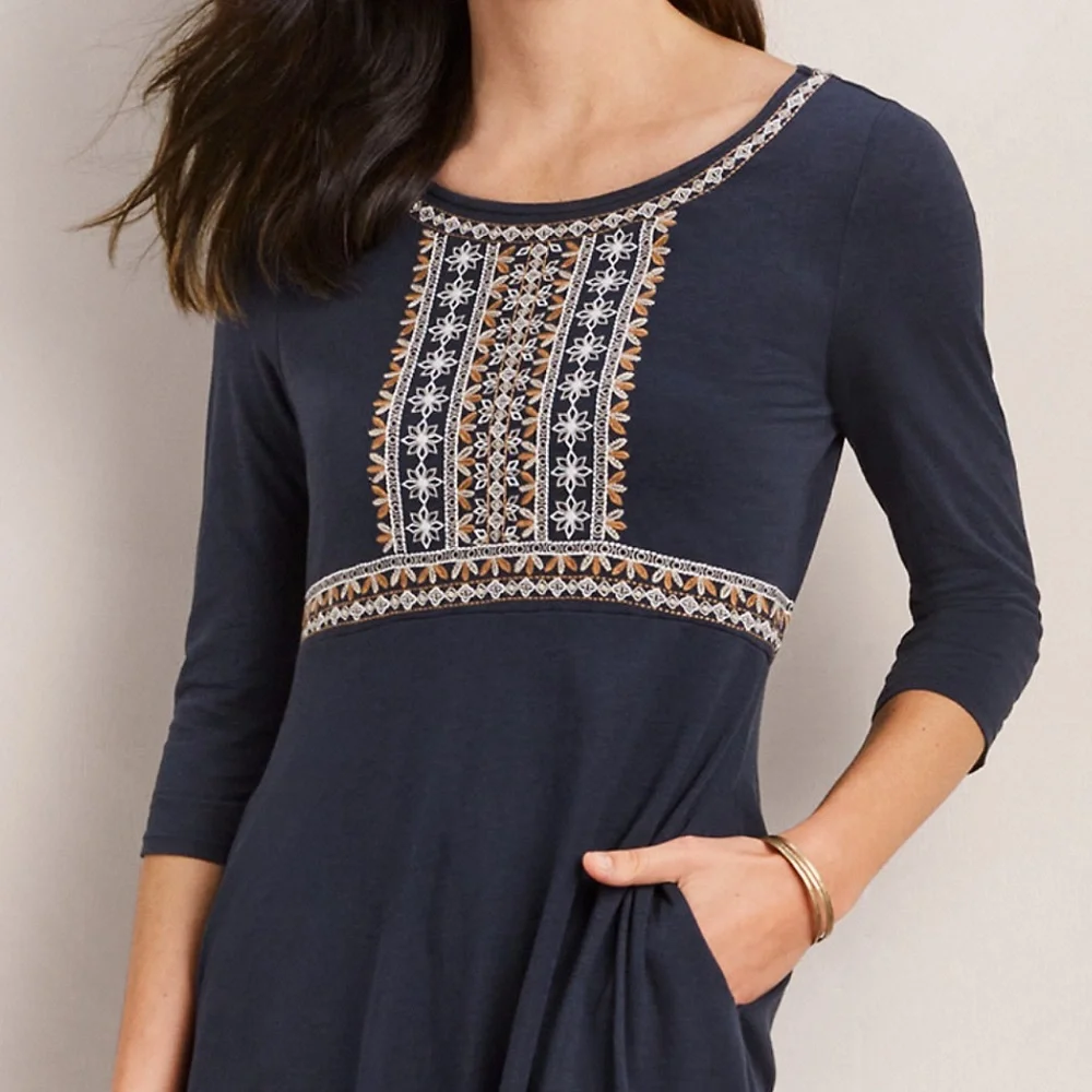 Garnet Hill Embroidered-Bodice Knit Dress, Navy, Medium